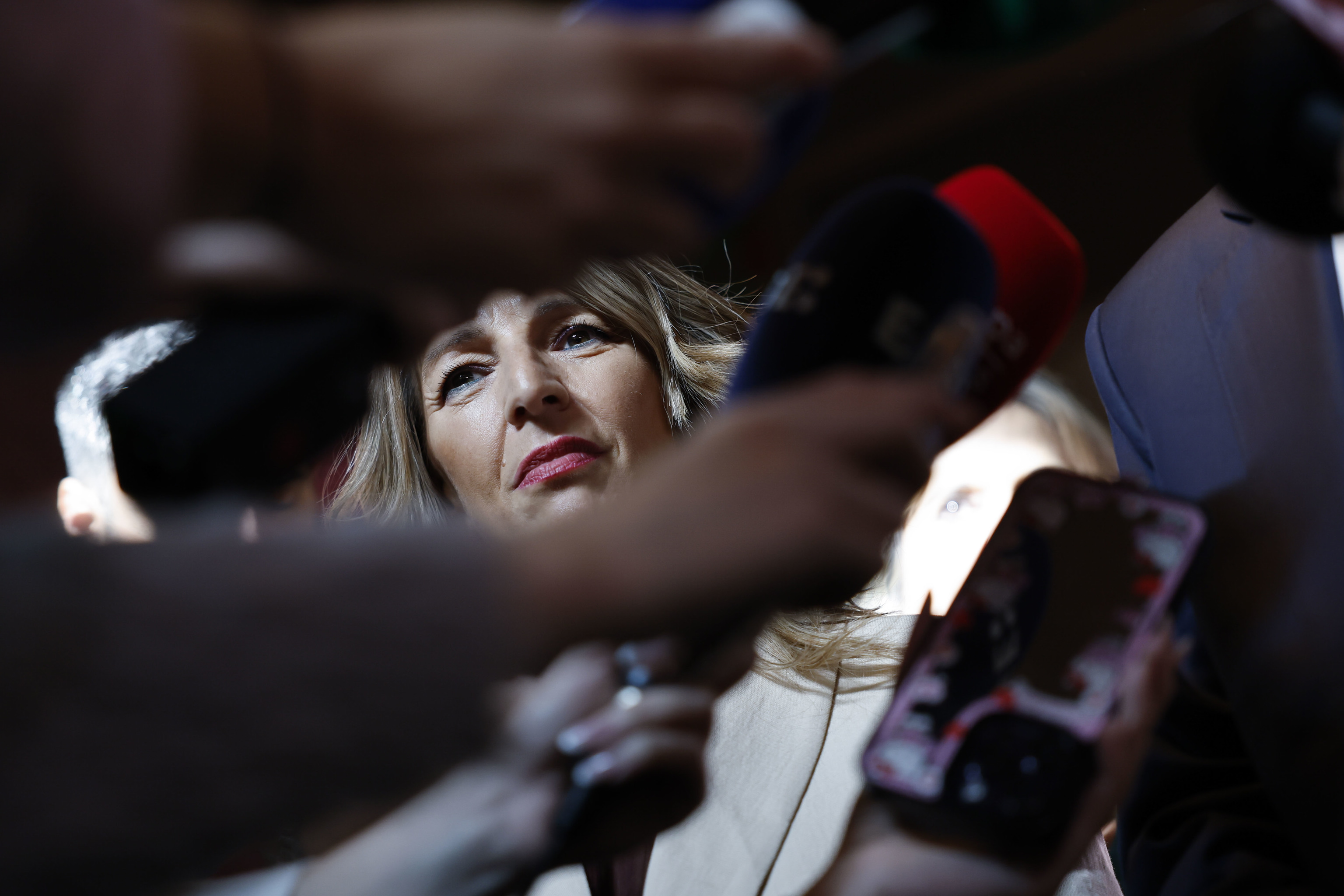 Yolanda D�az atiende a los medios antes de un acto con entidades sociales. EFE/ Mariscal