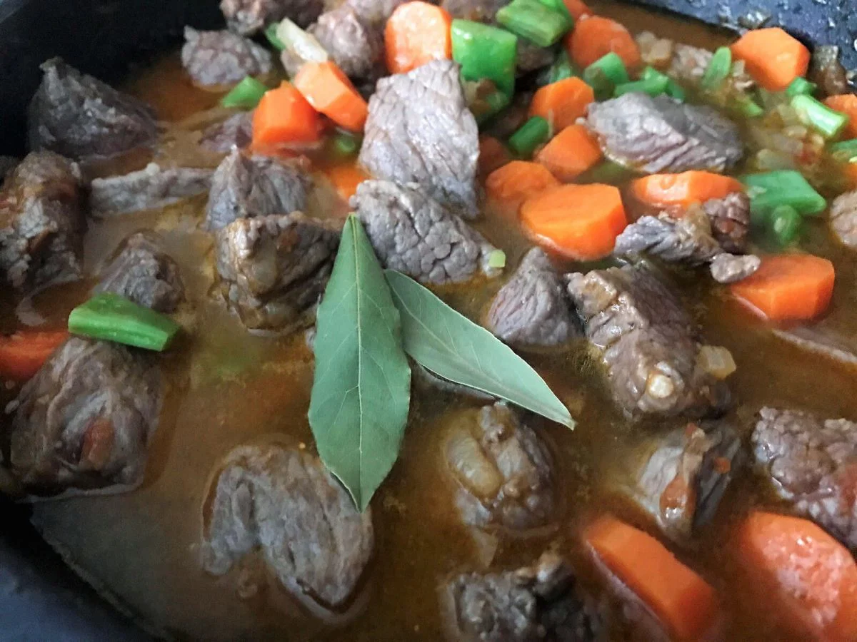 carne guisada con patatas paso 15