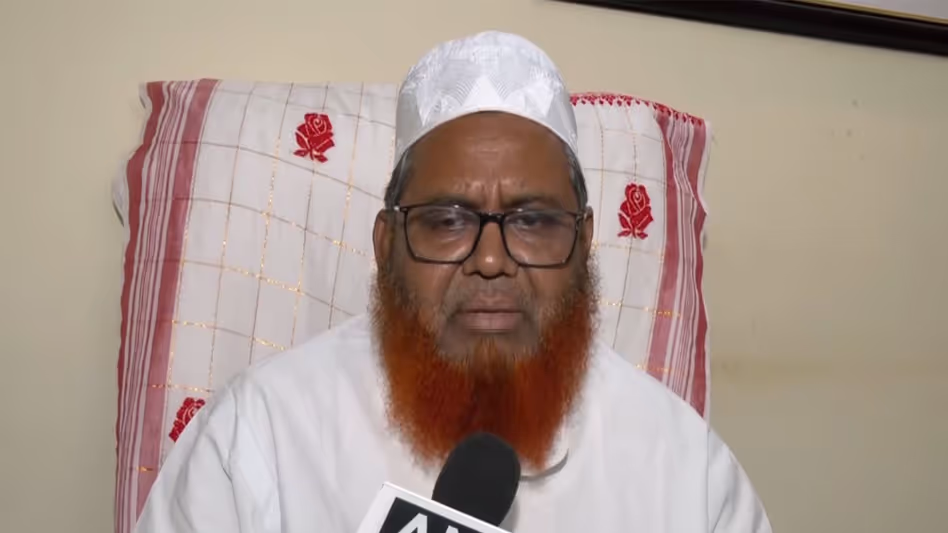 AIUDF pledges backing to opposition bloc eyeing Assam government AIUDF pledges backing to opposition bloc eyeing Assam government
