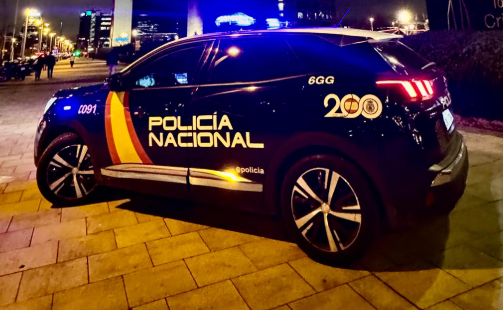 Un coche de la Polic�a Nacional en Madrid
