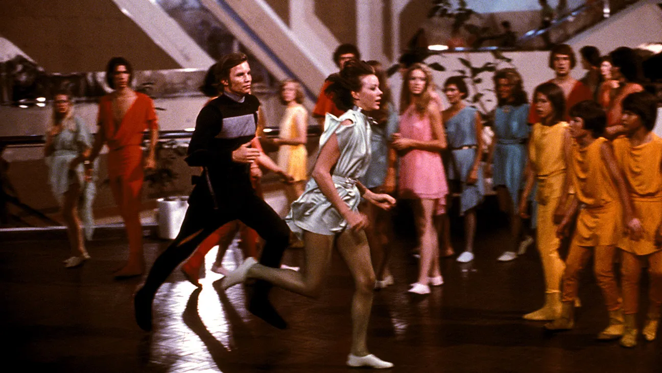 Logan's Run, Michael York, Jenny Agutter, 1976