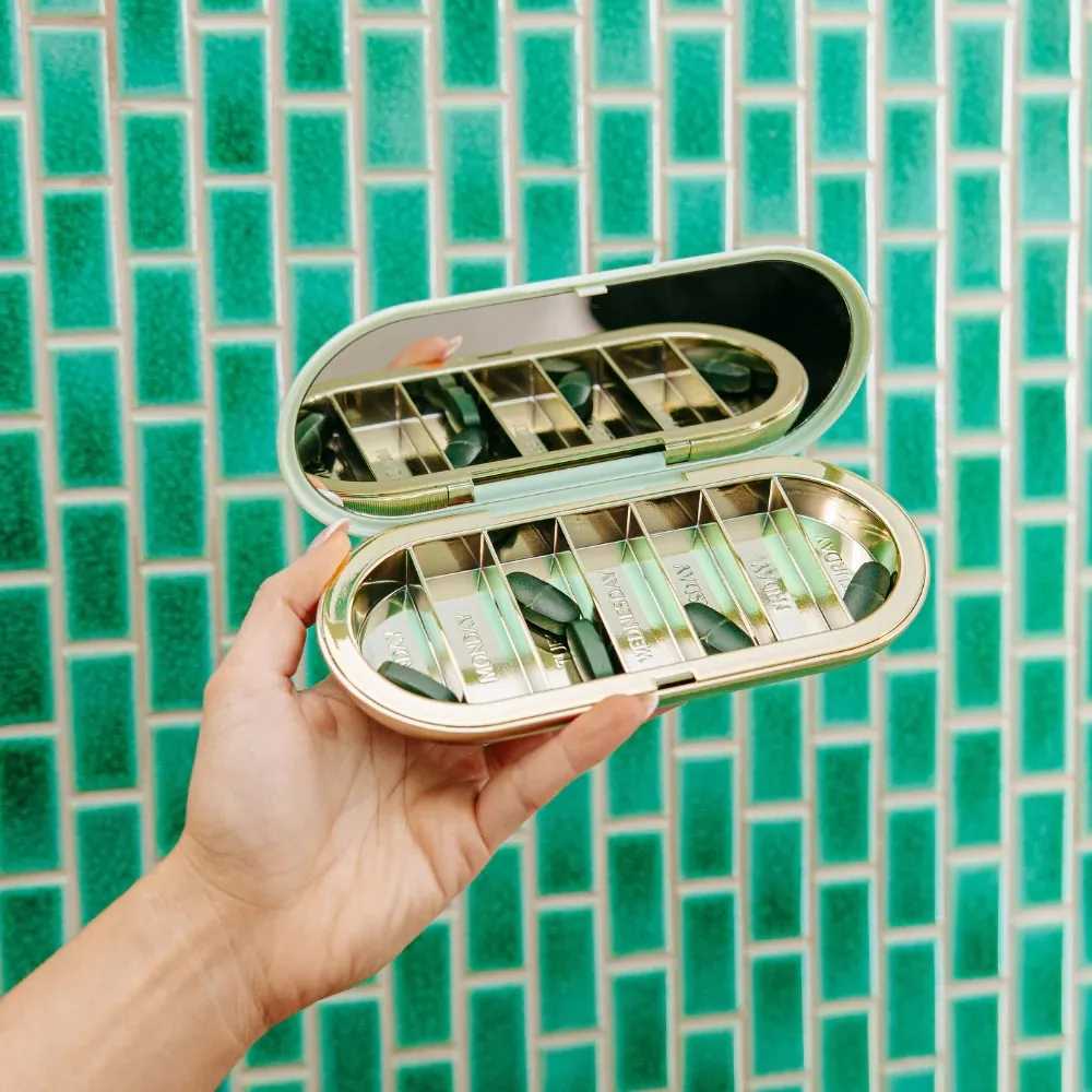 Best Graduation Gifts for Her 2026: College and High School Grad Gifts