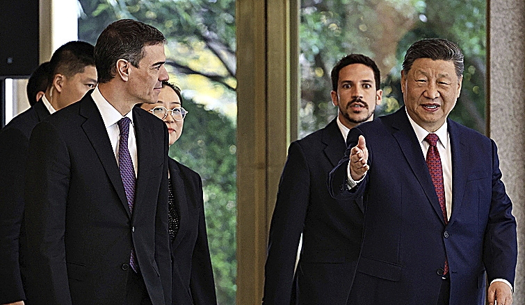 2025. Tercer encuentro entre Pedro S�nchez y Xi Jinping en Pek�n. El objetivo del viaje era facilitar la exportaci�n a China de productos espa�oles. EFE