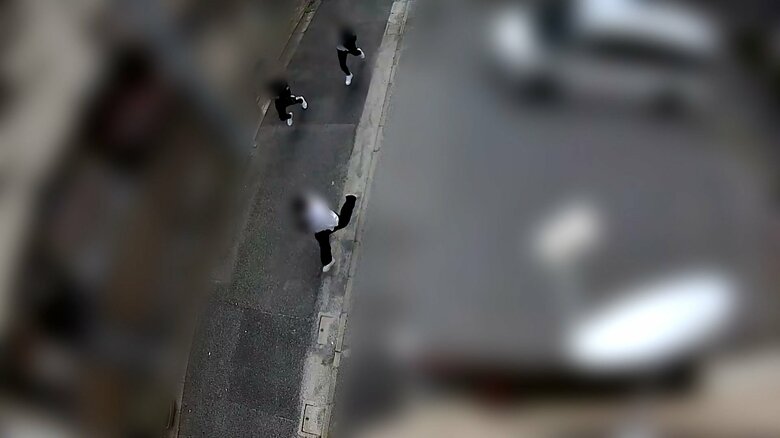 金塊2キロ強奪は3分未満のスピード犯行　3人組に催涙スプレーで襲われる　金塊所持事前に把握か　東京・葛飾区｜FNNプライムオンライン