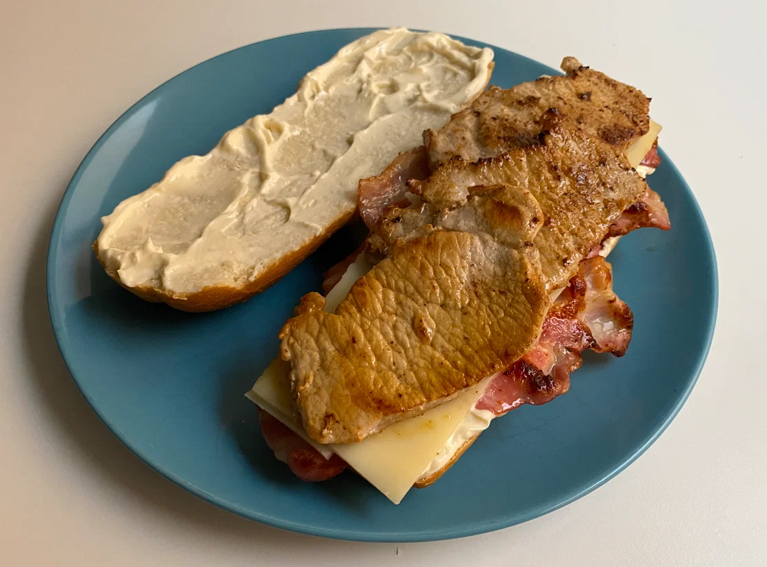 Montadito piripi. El mítico bocadillo sevillano