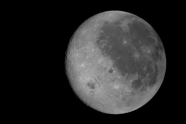 photo of the moon taken by the Artemis II astronauts 