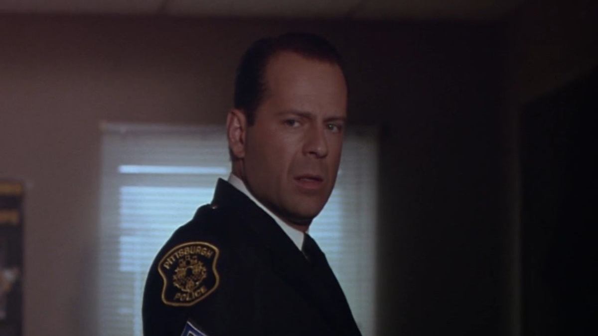 Hoy en Netflix, una pel�cula de acci�n vibrante de solo una hora y media: protagonizada por Bruce Willis e ideal para una tarde de sof� y palomitas