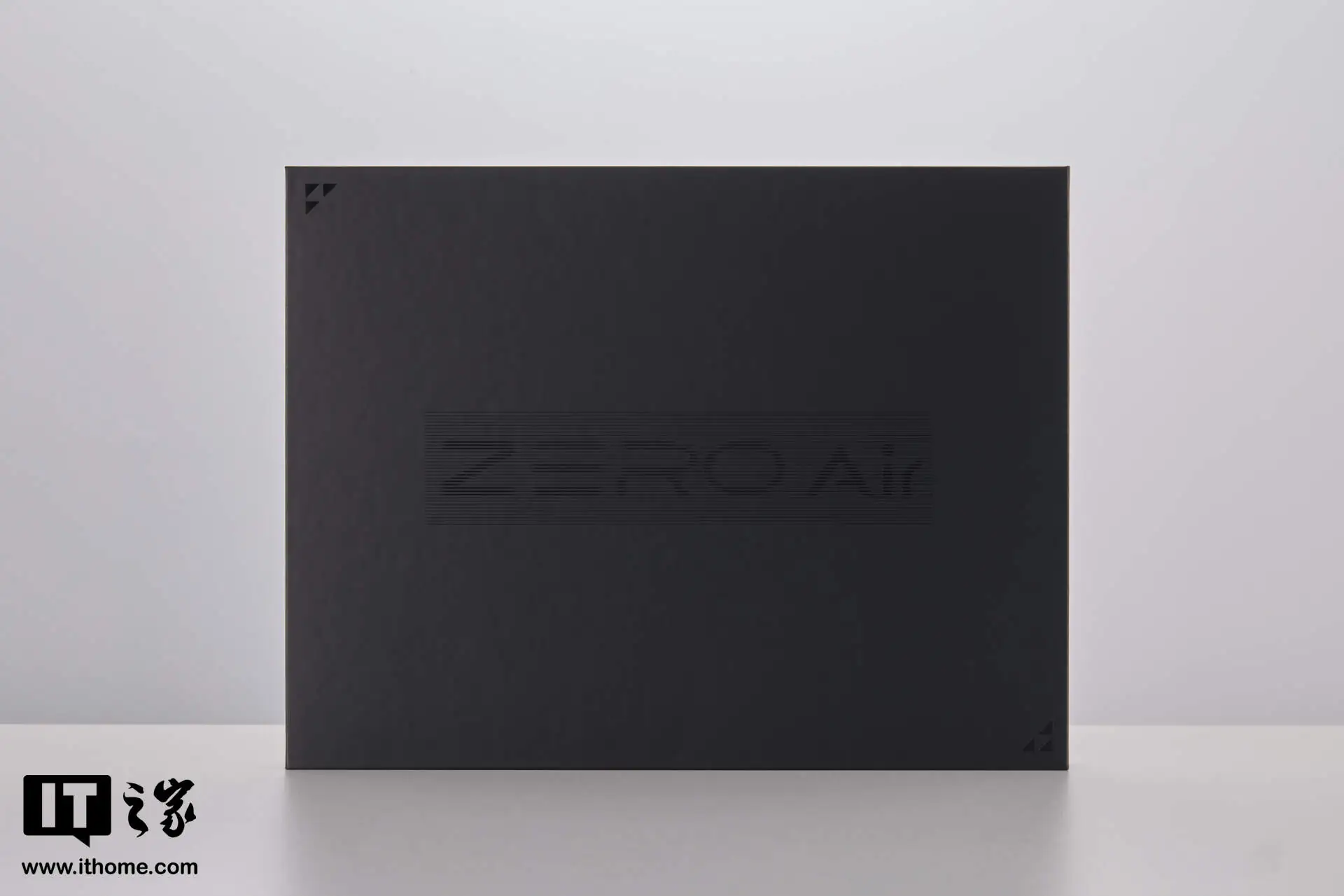 【IT之家评测室】雷神 ZERO Air 15 游戏本体验:设计夯,性能狂,1.54kg 和 160W 兼得