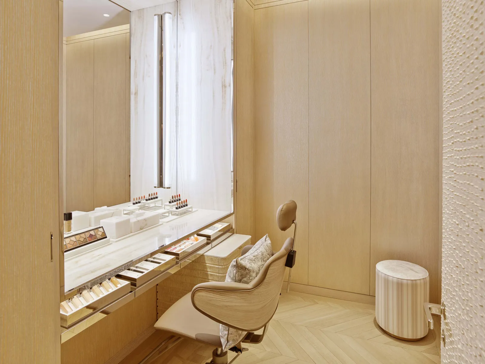 Image may contain Indoors Chair Furniture Beauty Salon and Interior Design