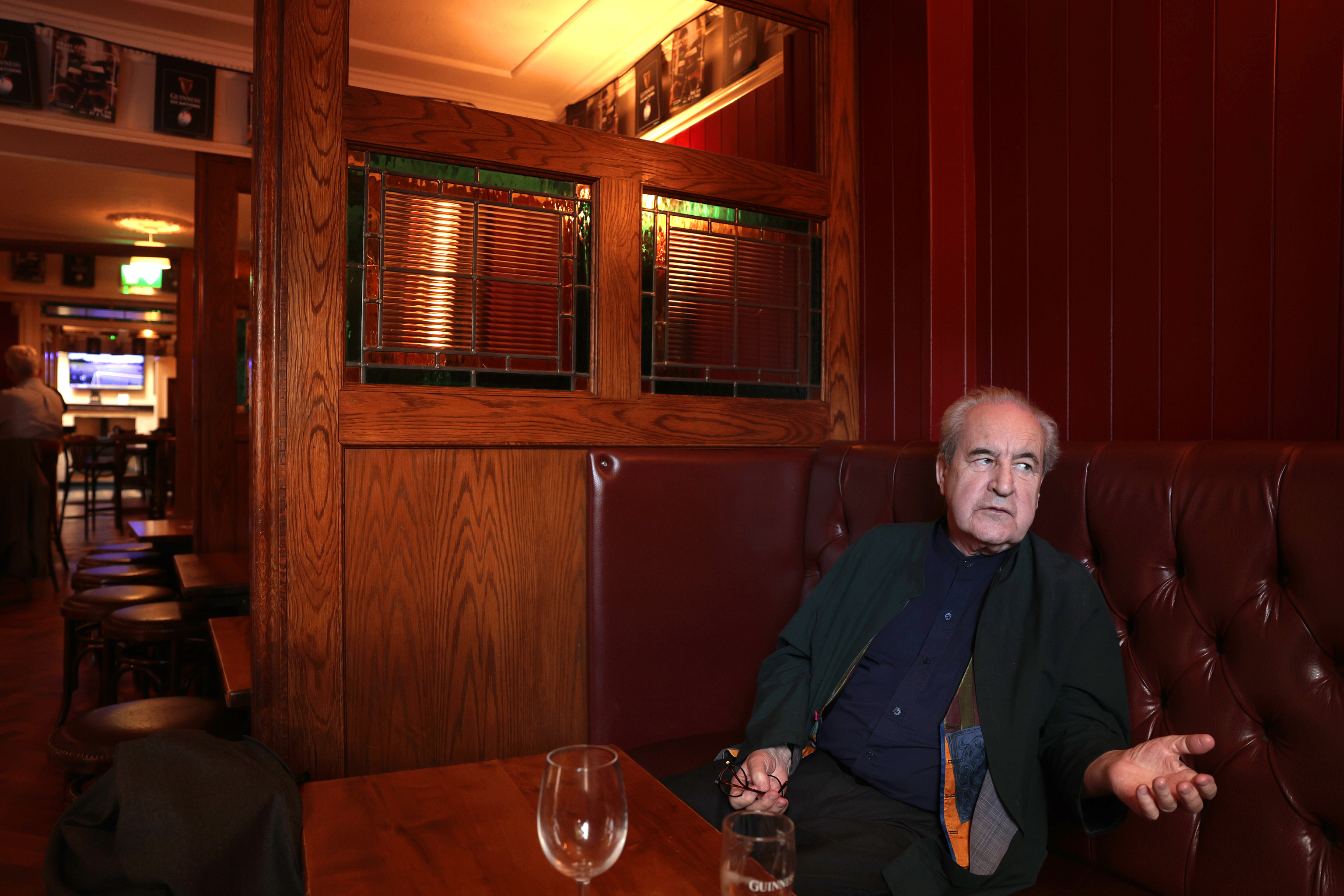 John Banville en un pub de Dubl�n.