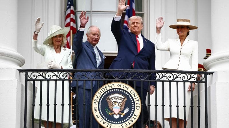 Trump e re Carlo fanno pace: “La democrazia ci unisce, siamo alleati insostituibili”
