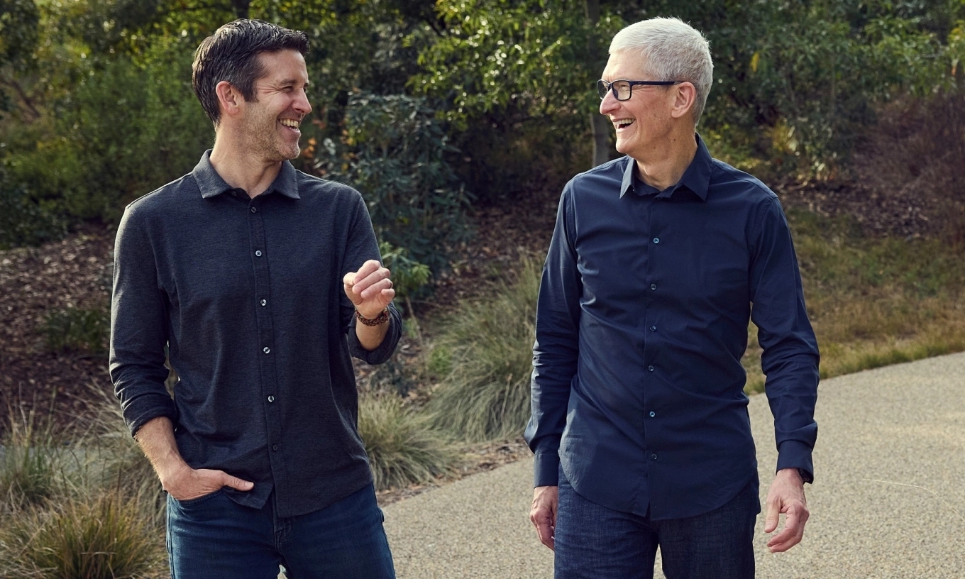 John Ternus (L) and Tim Cook at Apple Park. Photo courtesy of Apple