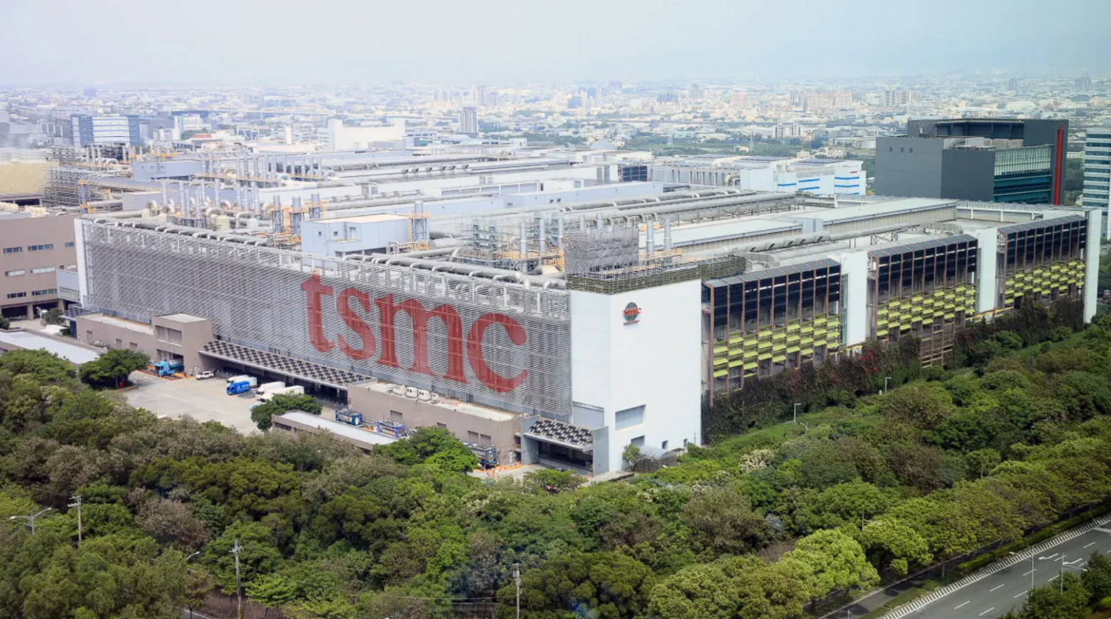 Taiwan Semiconductor Manufacturing Company, более известная как TSMC (Тайчун, Центральный научный парк Тайваня).