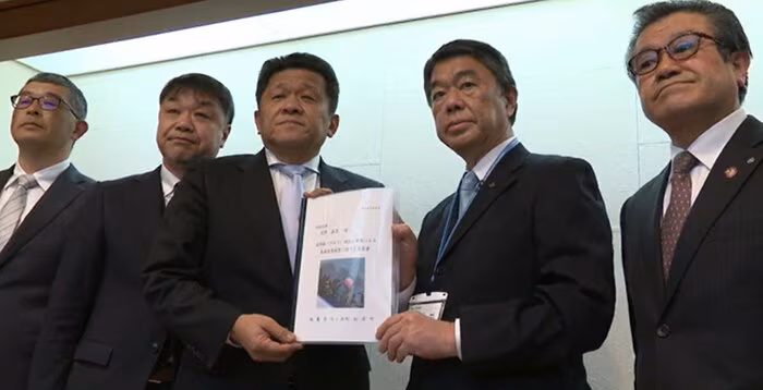 要望書を提出