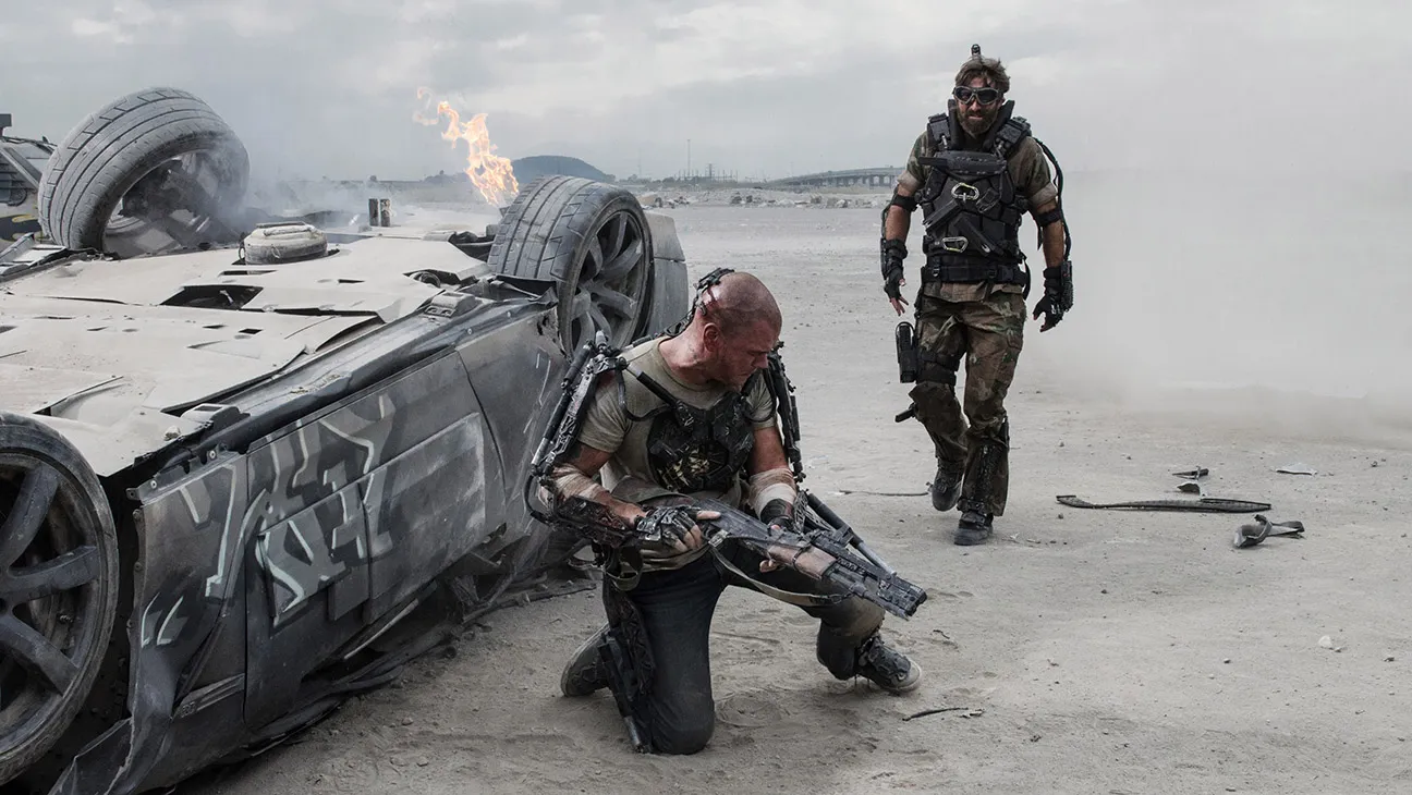 Elysium, from left: Matt Damon, Sharlto Copley, 2013.