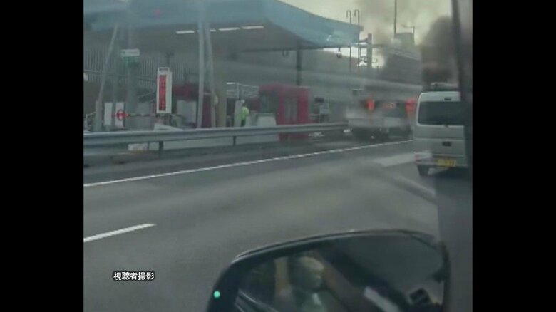 千葉・京葉道でトラック燃える火事　原木ICー花輪IC上り約5キロの渋滞　現在も消火活動続く｜FNNプライムオンライン