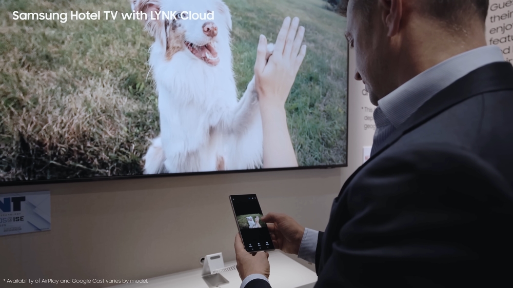 With Samsung’s latest hospitality display, guests can instantly stream content from their devices with AirPlay and Google Cast.