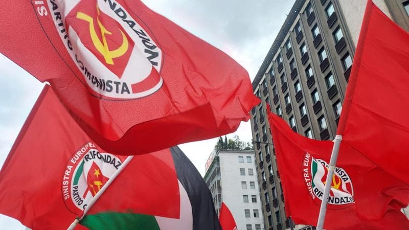 Il ritorno al futuro di Rifondazione comunista: vota per rientrare nel centrosinistra e si spacca