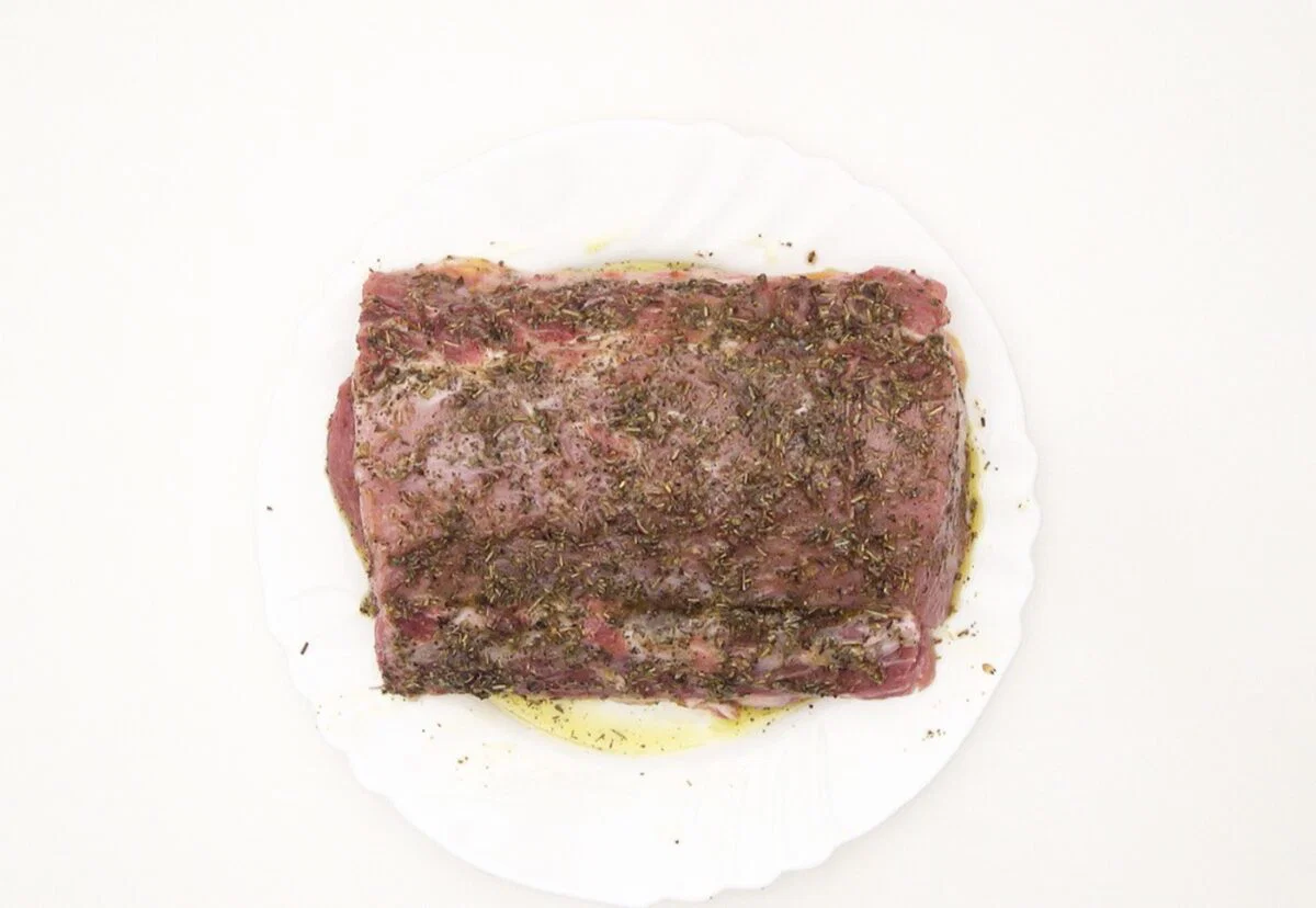 Cinta de lomo con especias y a la sal. Una receta fácil paso a paso