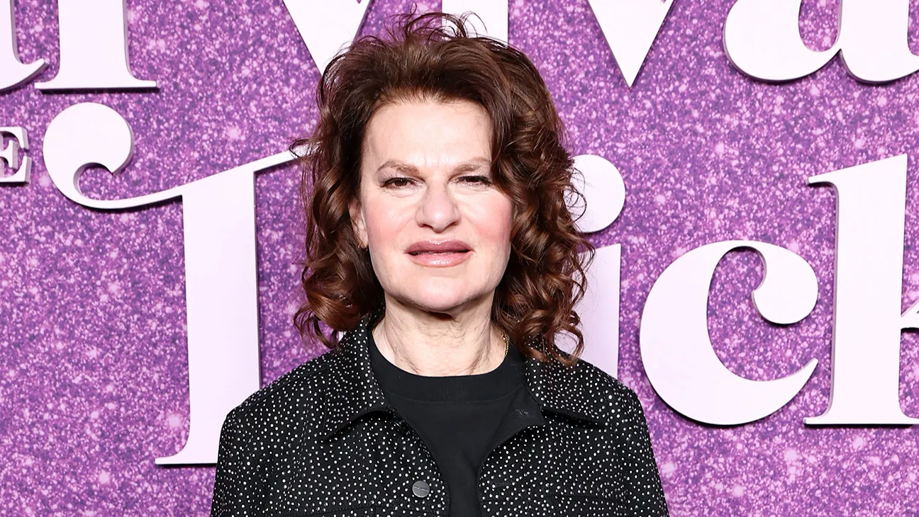 Sandra Bernhard