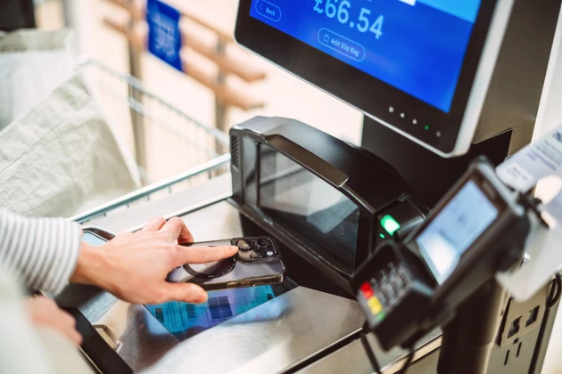 Contactless payment at supermarket self checkout using smart phone