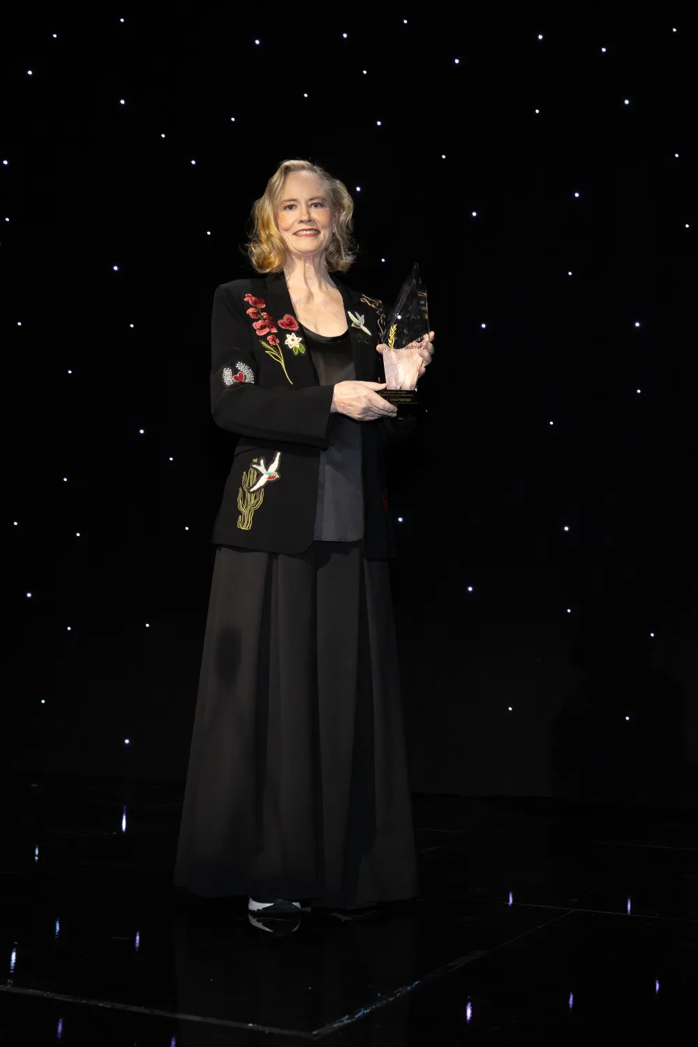 Cybill Shepherd received the Legends Award at the Beverly Hills Film Festival's closing night gala on Sunday.