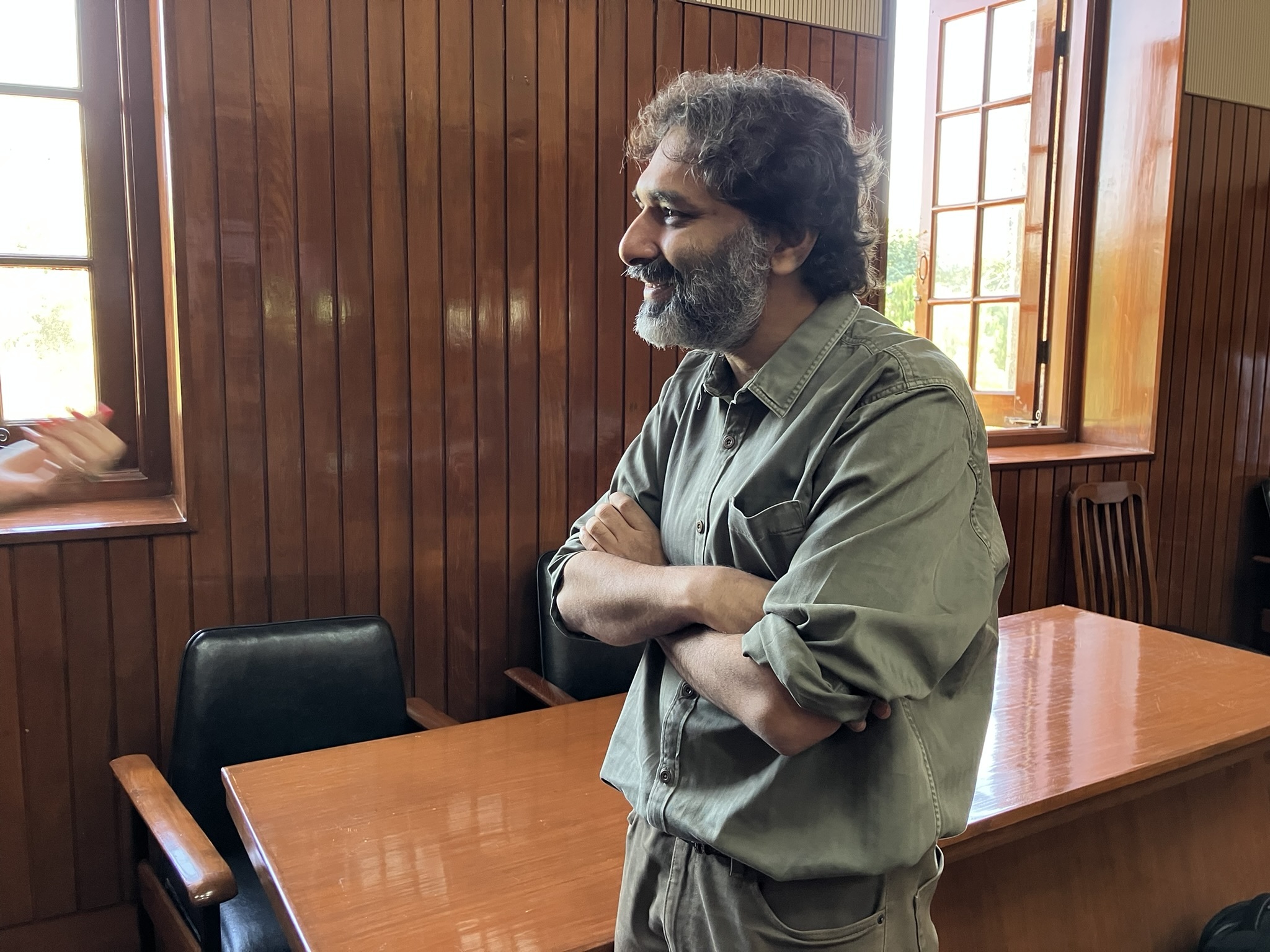 El profesor e investigador Ramray Bhat, en la sede del Indian Institute of Science (IISC), en Bangalore, India.