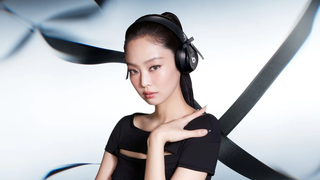 1799 元:苹果 Beats 推出玛瑙黑 JENNIE 特别版 Beats Solo 4 耳机