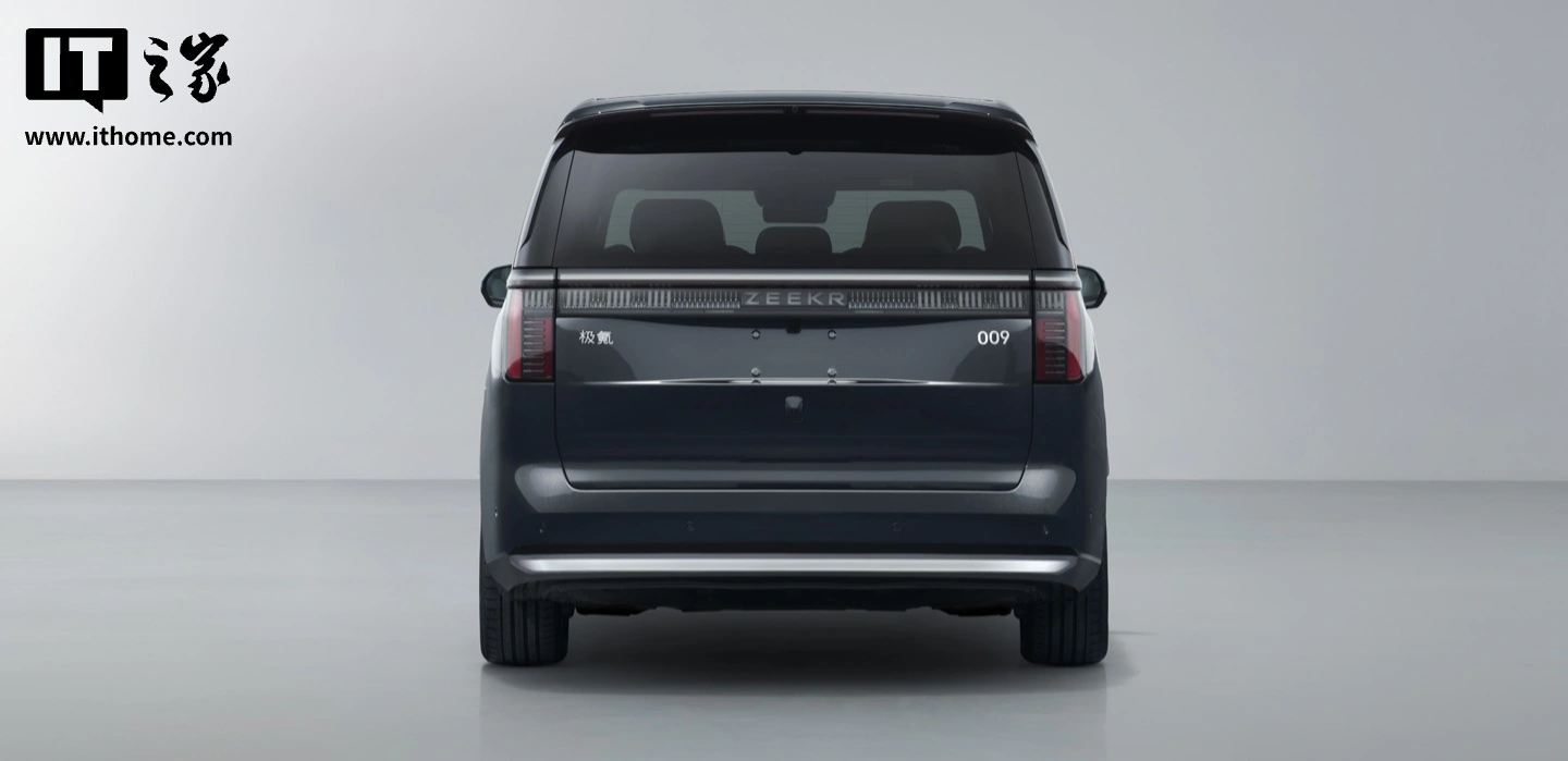 焕新极氪 009 豪华 MPV 开启预售:升级 900V 三电,720/740km 续航