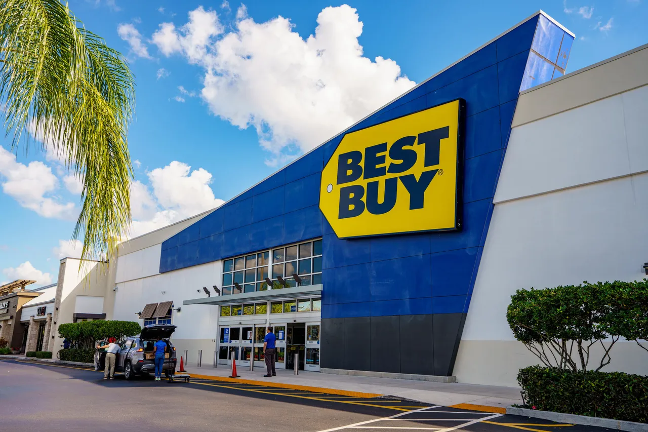 best-buy-storefront