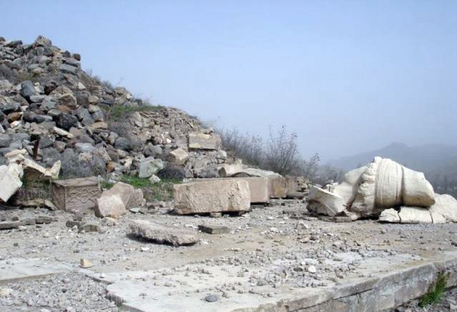 Azərbaycanın tarixi, mədəni irsinin ermənilər tərəfindən dağıdılması ilə  bağlı hesabat - AZƏRTAC