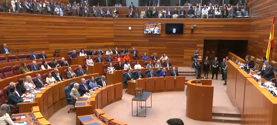 Imagen de la sesi�n constitutiva de las Cortes de Castilla y Le�n