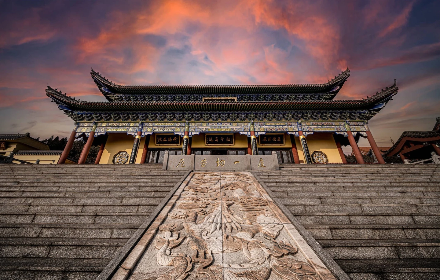 星曜光学 12mm f/2.8 AF 全画幅自动对焦镜头曝光:15 片 11 组结构,适配 E/Z 卡口