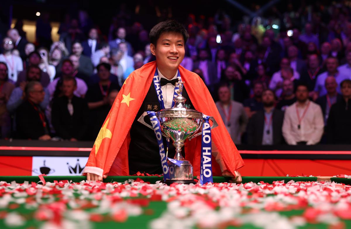 The China contingent includes reigning world champion Zhao Xintong, who will face Liam Highfield in the opening match on Saturday. The China contingent includes reigning world champion Zhao Xintong, who will face Liam Highfield in the opening match on Saturday.