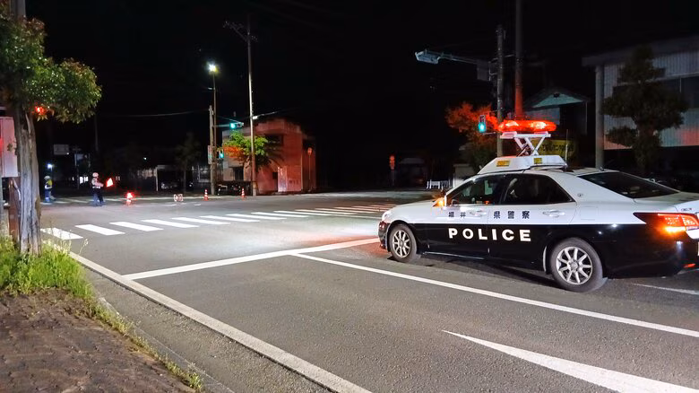 右折車と衝突…大型バイクの30歳男性が死亡 福井県大野市の国道158号 現場は見通し良い直線道路|FNNプライムオンライン