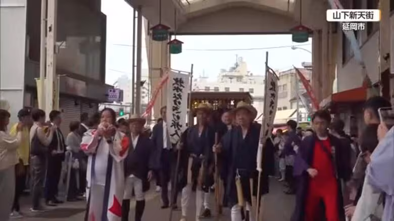 延岡今山大師祭の市中パレード中止　尾車親方などがアーケード街をパレード｜FNNプライムオンライン