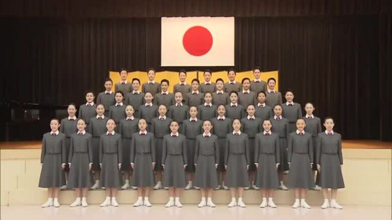 憧れのタカラジェンヌへ　宝塚音楽学校で114期生入学式　新入生40人が緊張の面持ちで第一歩「芸の道のスタートラインに立つことができ嬉しい」｜FNNプライムオンライン