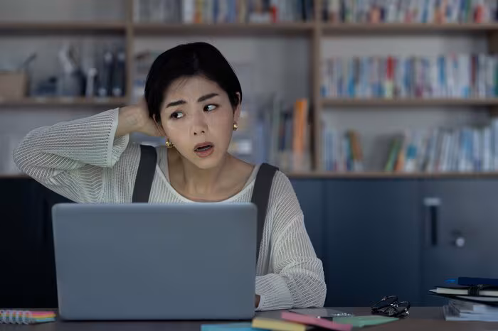 締め切りのない仕事を後回しにした経験はない？（画像：イメージ）