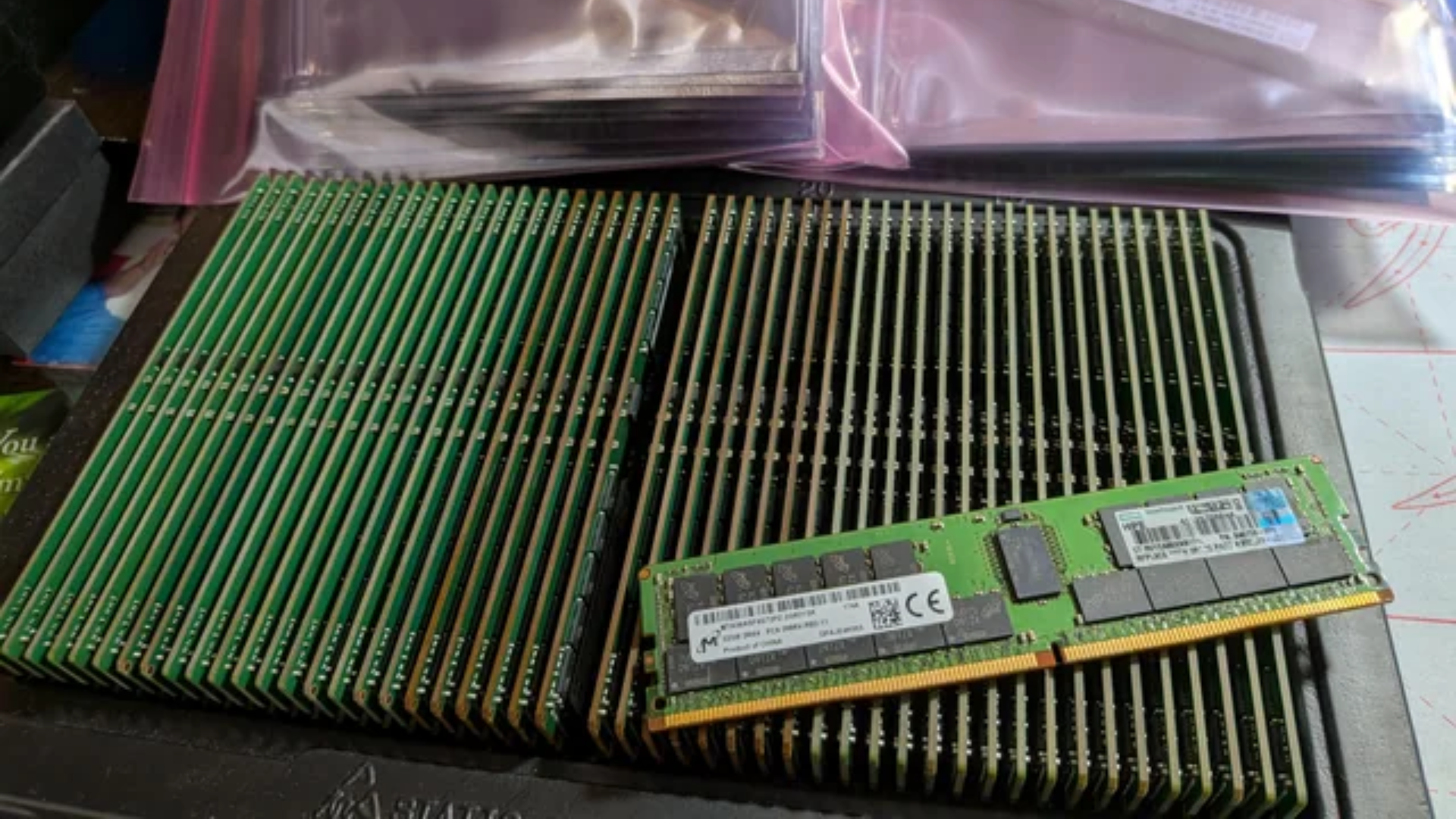 72 32GB HPE DDR4-2666 ECC RDIMMs