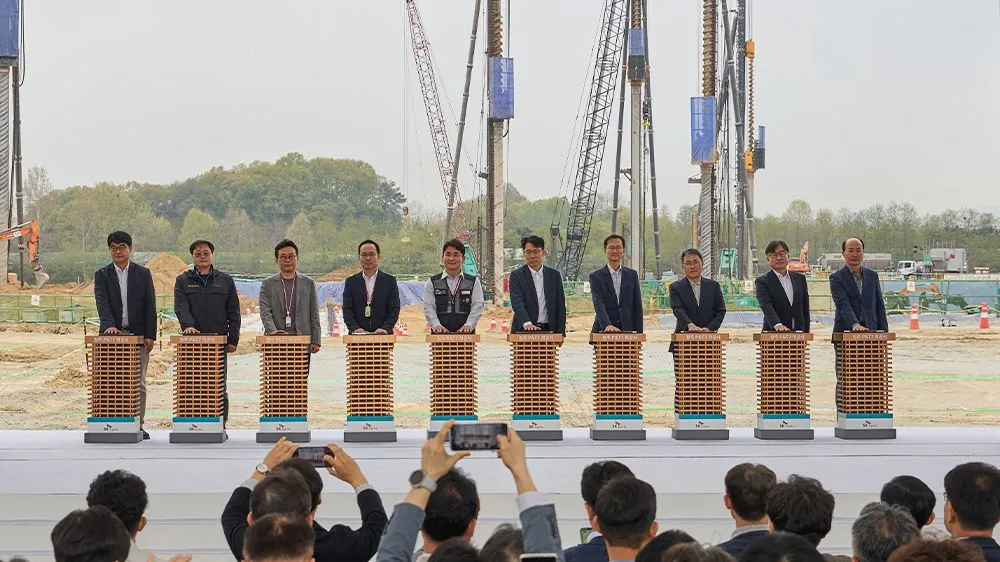 SK 海力士举行 P&T7 先进封装设施奠基仪式,将服务于 HBM 等制造