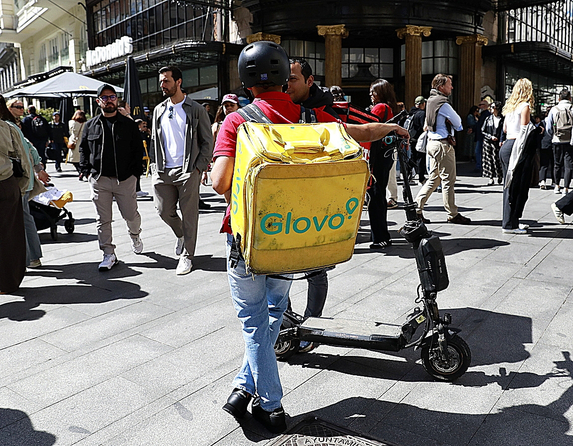 Un repartidor de Glovo en Madrid
