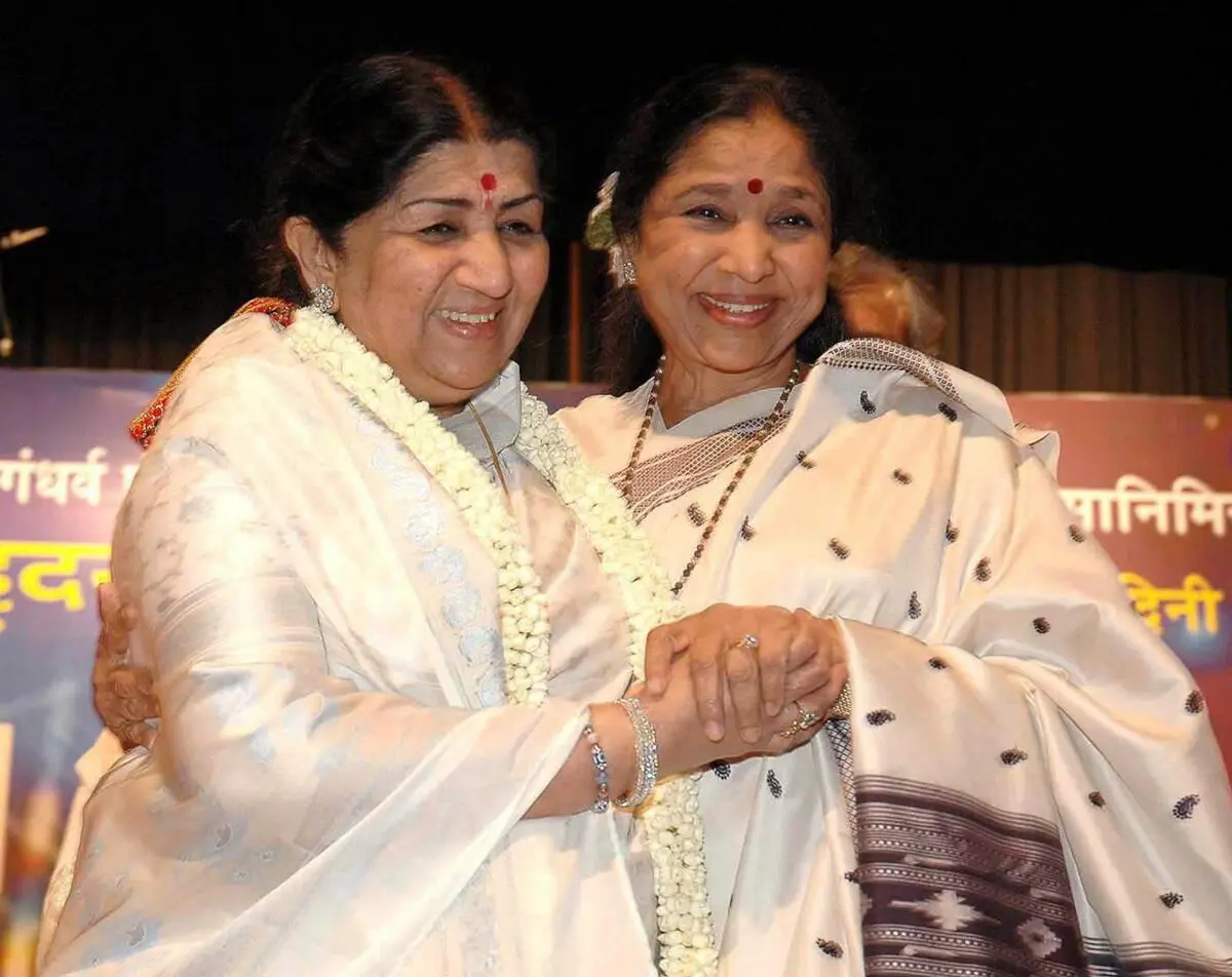The emergence of Asha Bhosle and Lata Mangeshkar marked a shift in the aesthetics of female playback singing in Hindi cinema.