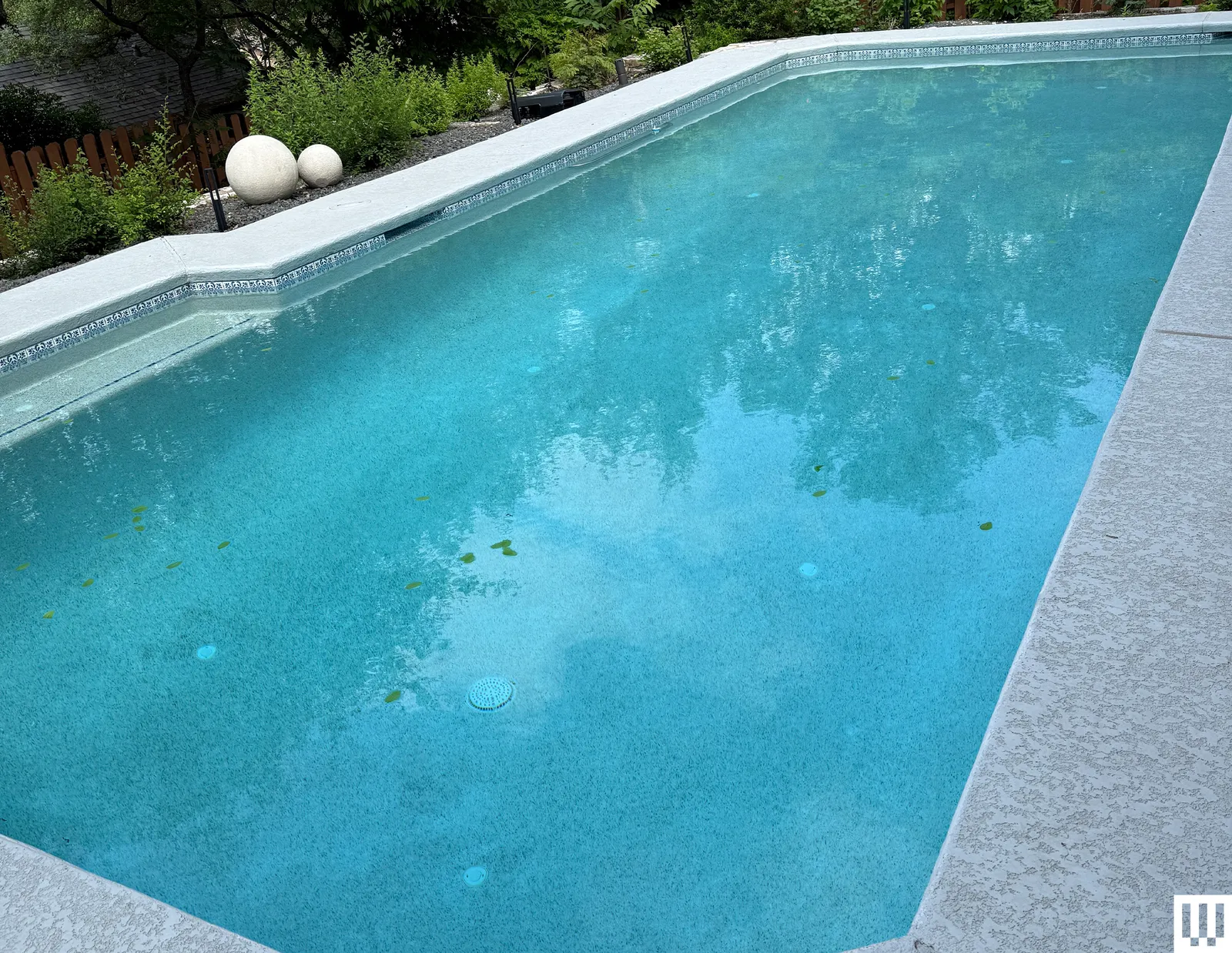 Image may contain Pool Water Swimming Pool Outdoors and Aerial View