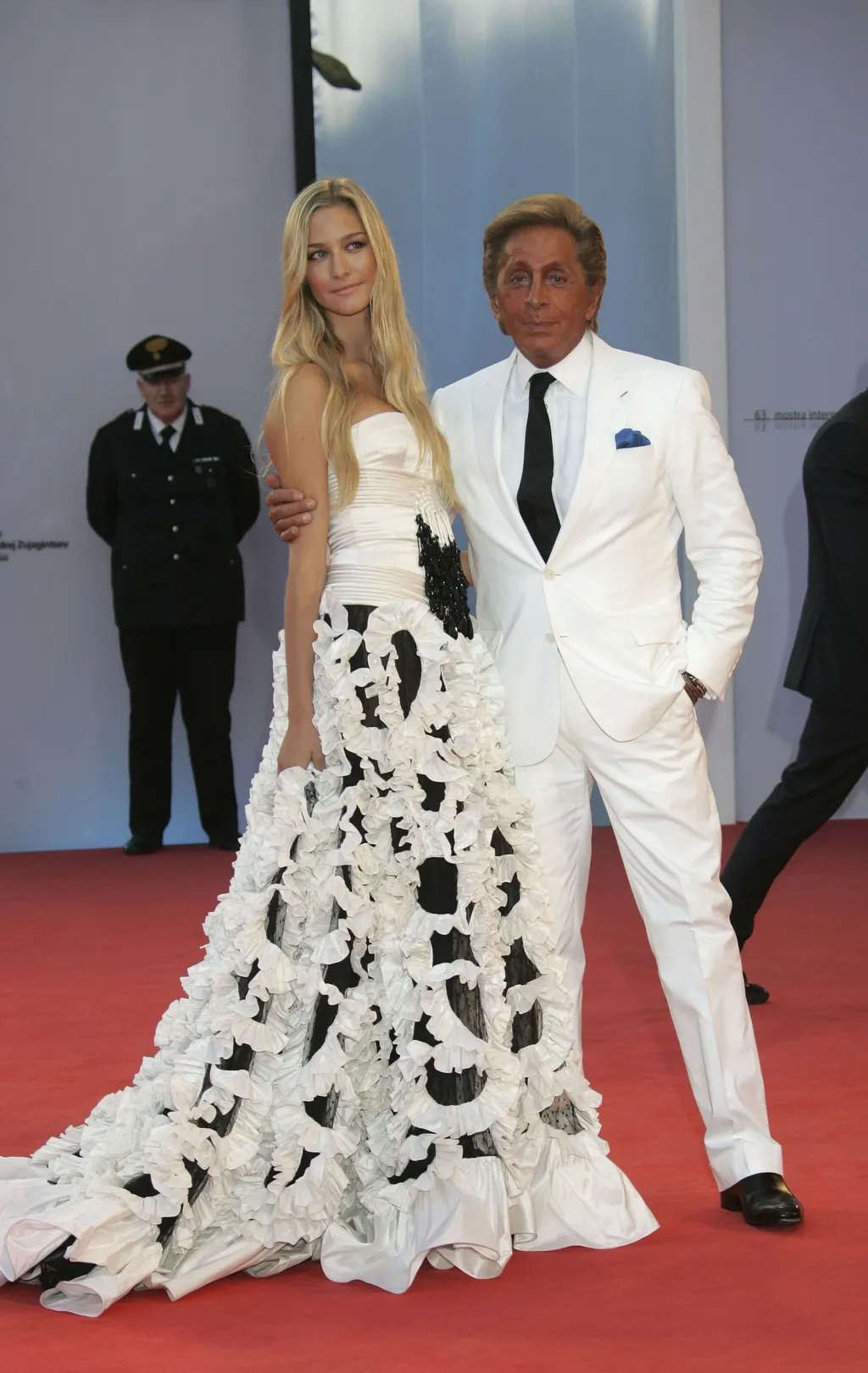 Image may contain Fiorella Mattheis Fatin Rüştü Zorlu Fashion Blazer Clothing Coat Jacket Dress and Formal Wear