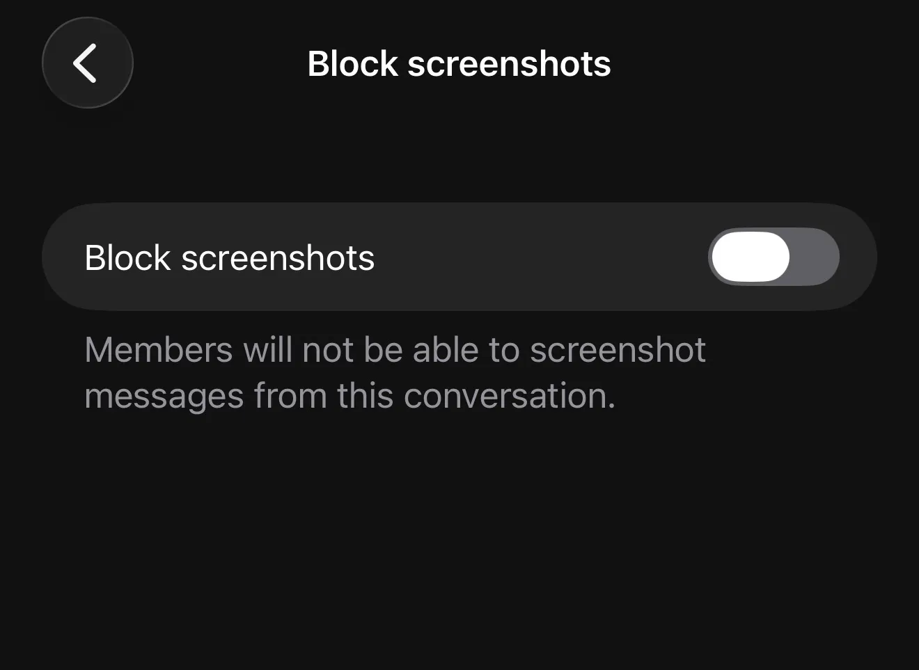 A screenshot from XChat app with a toggle to block members from making screenshots