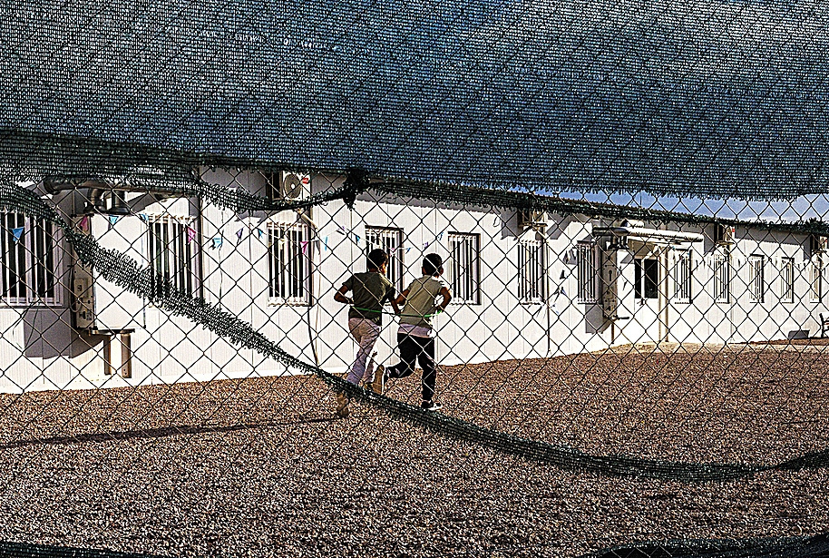 Los barracones en los que se ha ubicado el CEIP Orba en Alfafar.