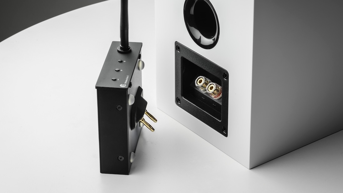 The Pro-Jet Stream Box E next to a speaker.