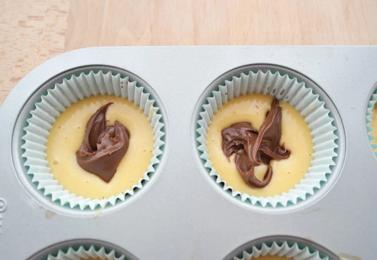 Magdalenas rellenas con varios rellenos. Un postre muy sencillo