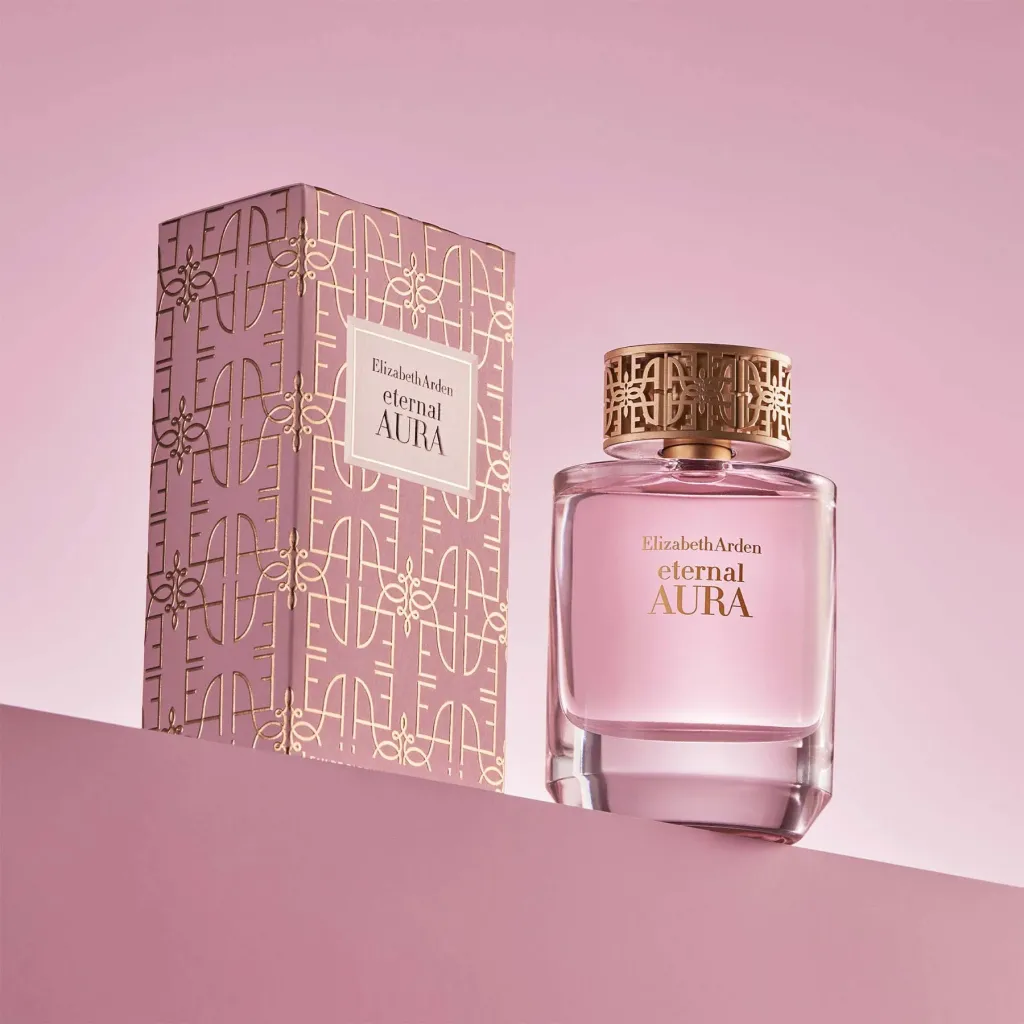 El perfume floral 'Eternal Aura'. - Elizabeth Arden