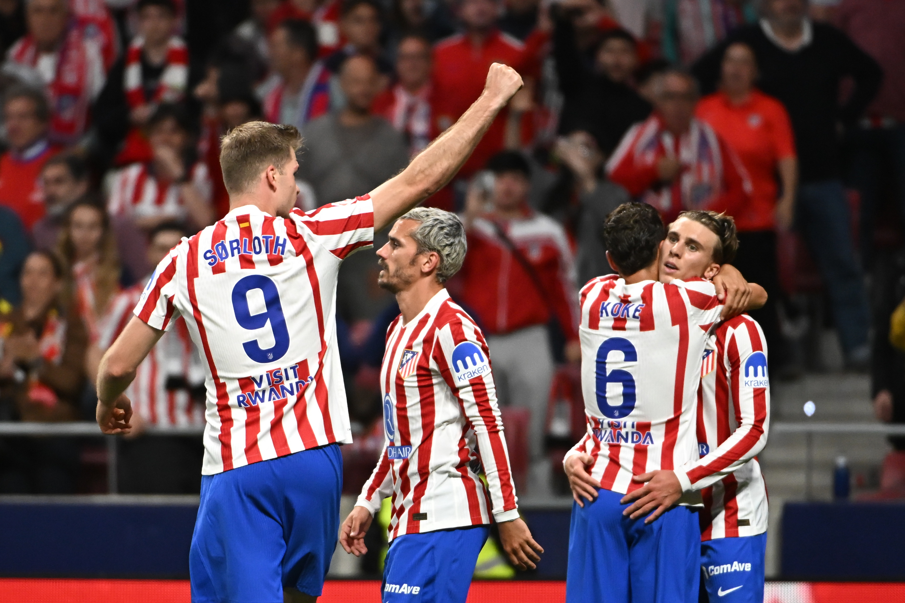 Sorloth levanta el pu�o tras remontar el duelo.